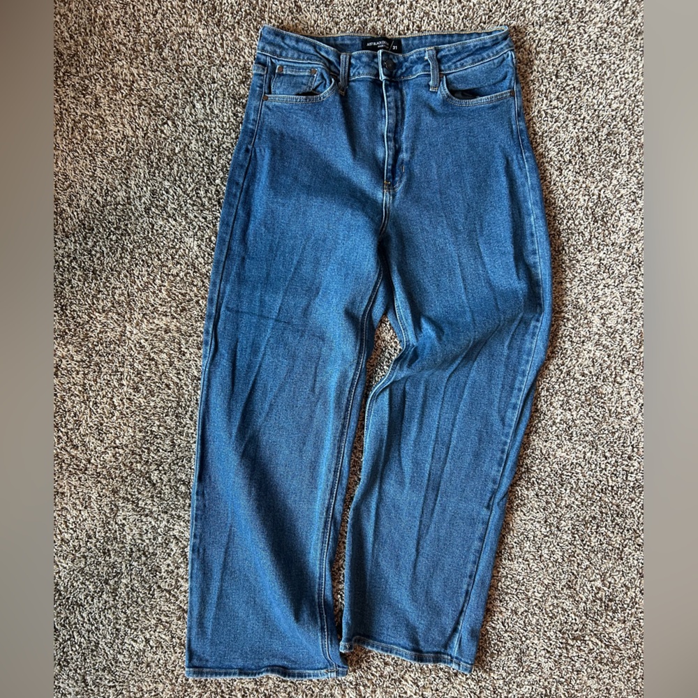 Just Black Classic Blue Denim Size 31